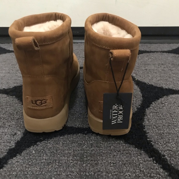 Women’s UGG - Classic mini leather waterproof boot - Picture 3 of 6